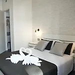 Passi Di Mare جيارديني ناكسوس