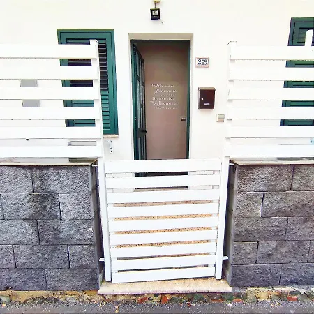 B&B Passi Di Mare 지아르디니낙소스
